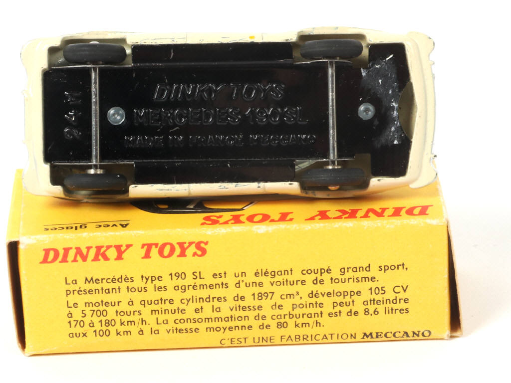 Lot 304 - DINKY TOYS (FRANCE) (1)