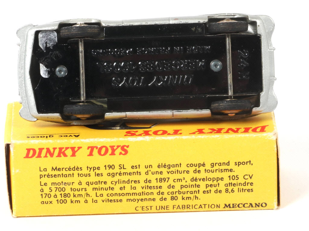Lot 303 - DINKY TOYS (FRANCE) (1)