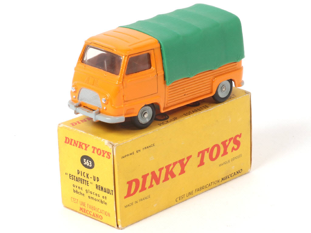 Lot 348 - DINKY TOYS (FRANCE) (1)