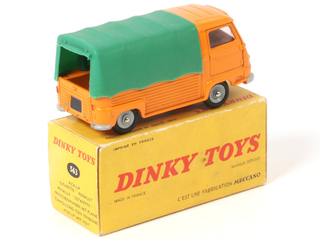 Lot 348 - DINKY TOYS (FRANCE) (1)
