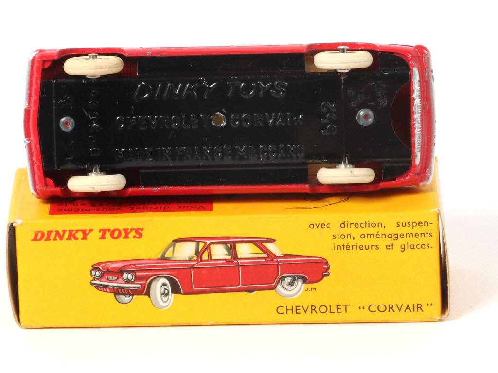 Lot 317 - DINKY TOYS (FRANCE) (1)