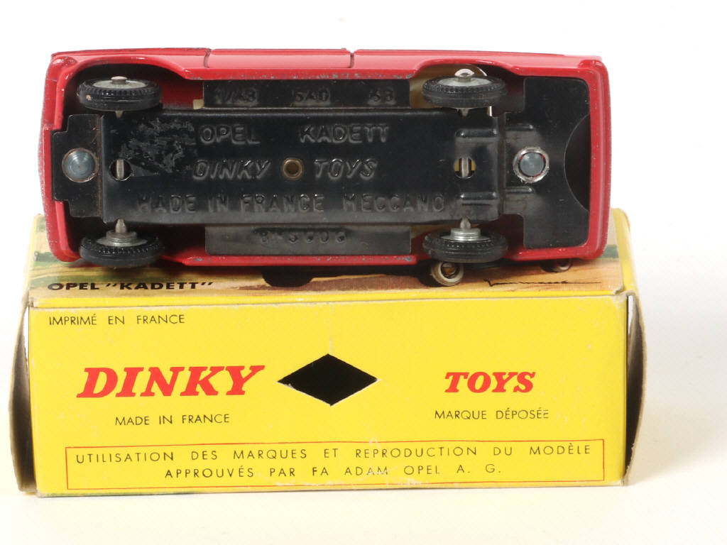 Lot 313 - DINKY TOYS (FRANCE) (1)