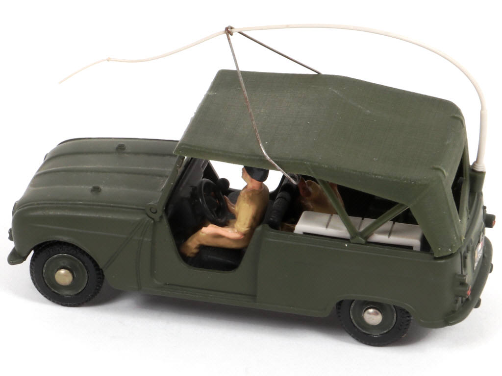 Lot 371 - DINKY TOYS (FRANCE) (1)