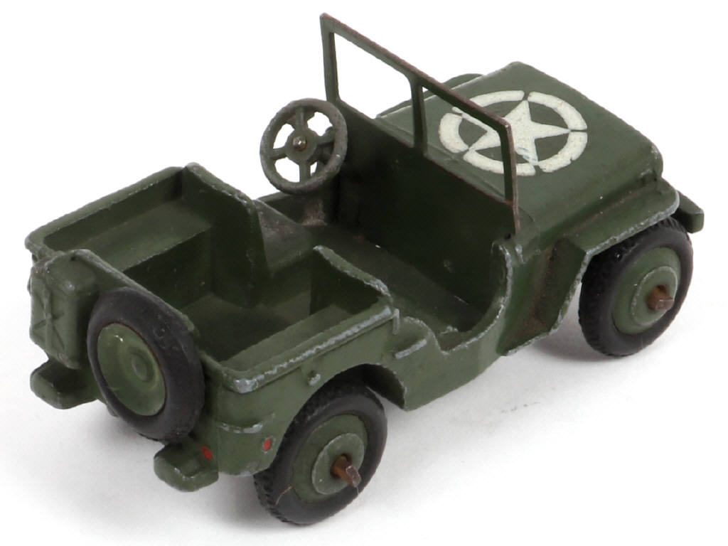 Lot 210 - DINKY TOYS (GB) (1)