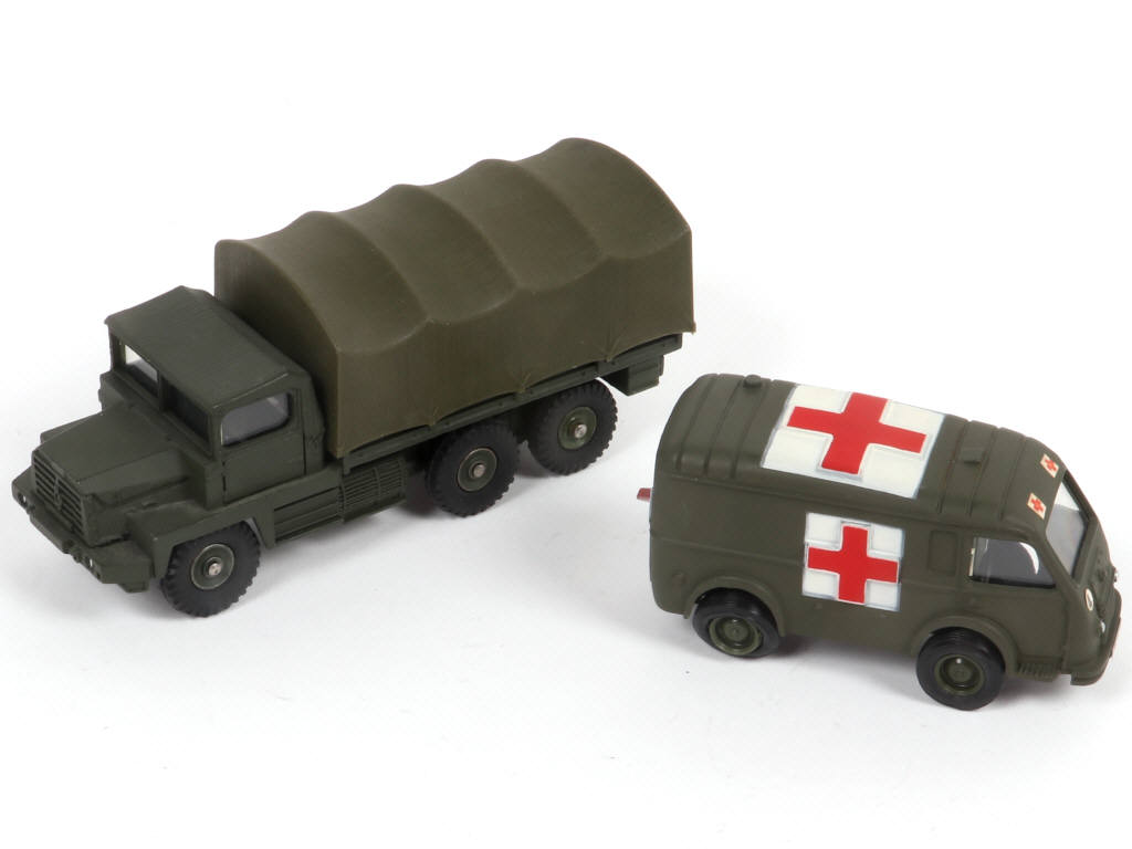 Lot 386 - DINKY TOYS (FRANCE) (2)