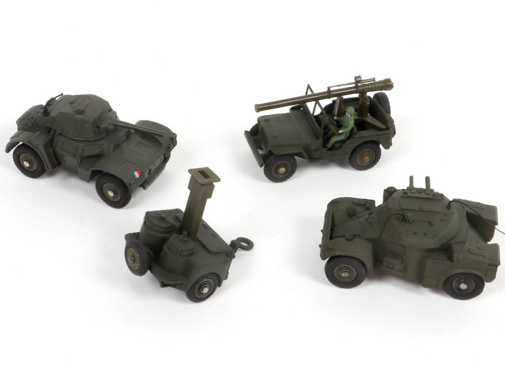 Lot 389 - DINKY TOYS (FRANCE) (4)