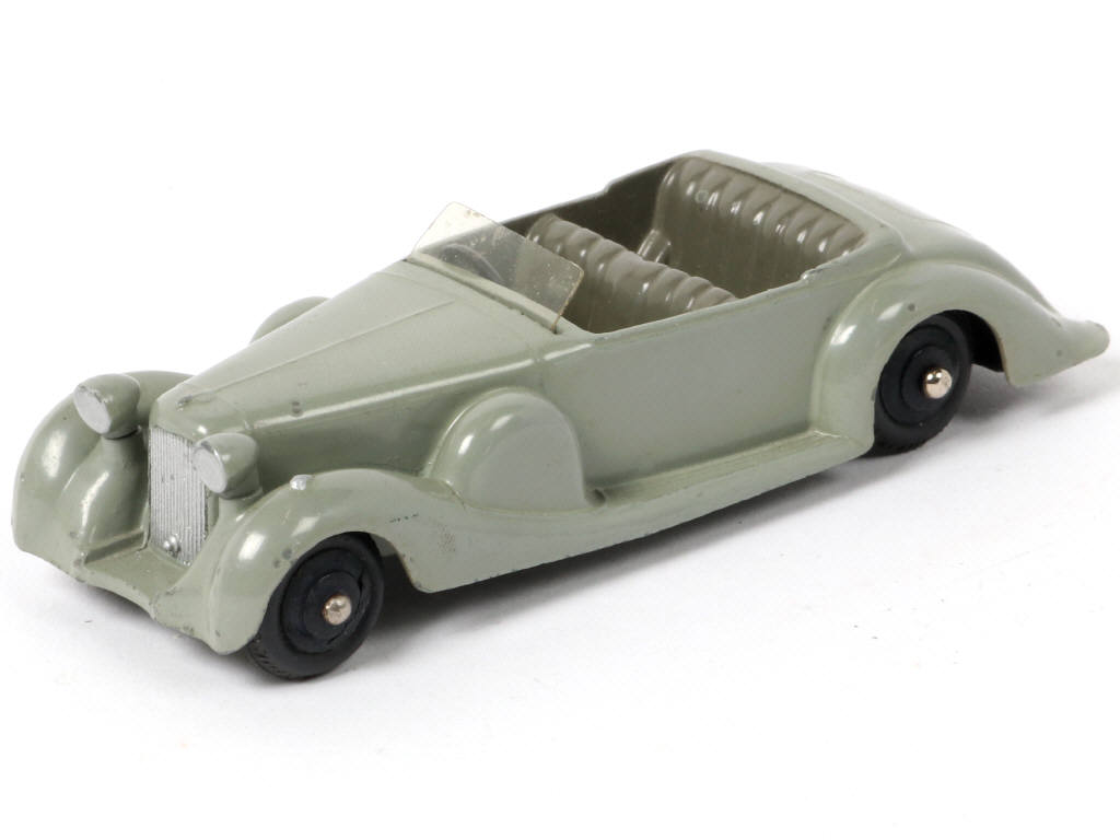 Lot 262 - DINKY TOYS (GB) (1)