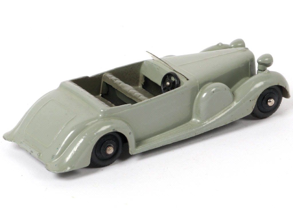 Lot 262 - DINKY TOYS (GB) (1)