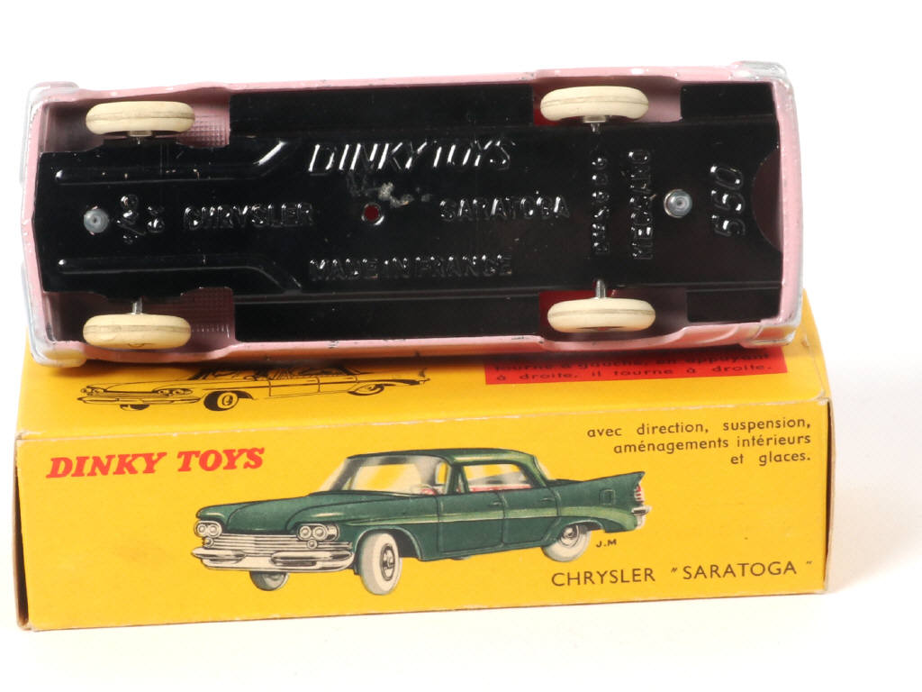Lot 352 - DINKY TOYS (FRANCE) (1)