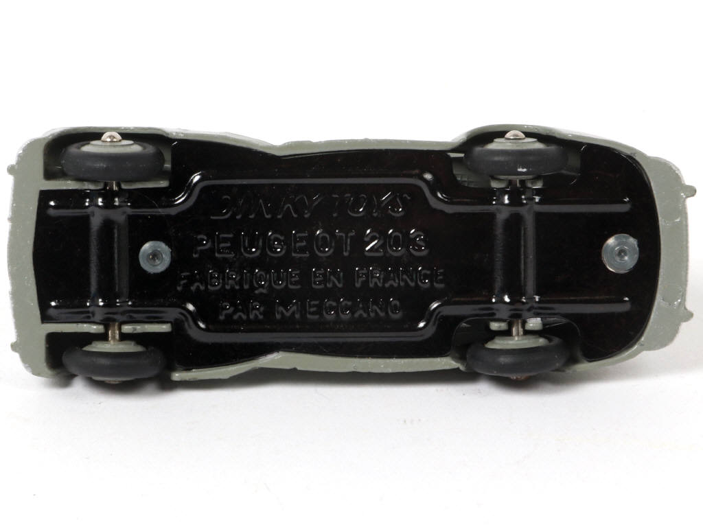 Lot 328 - DINKY TOYS (FRANCE) (1)