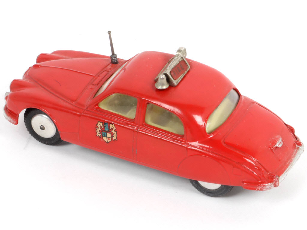 Lot 159 - CORGI TOYS (GB) (1)