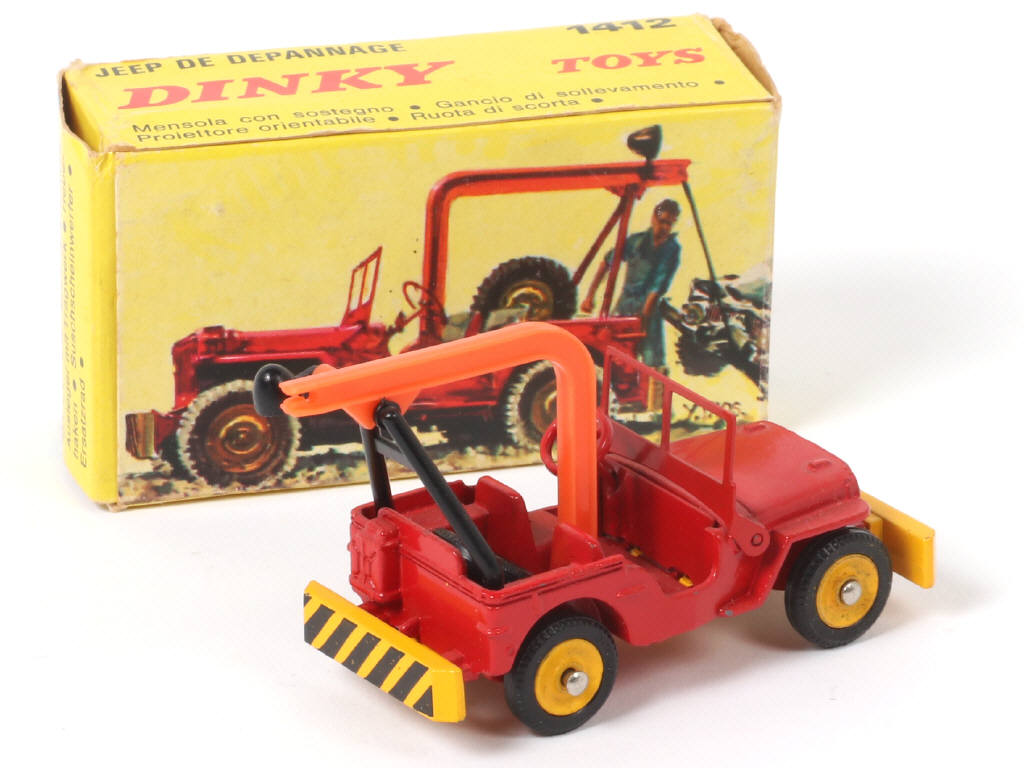 Lot 348 - DINKY TOYS (FRANCE) (1)