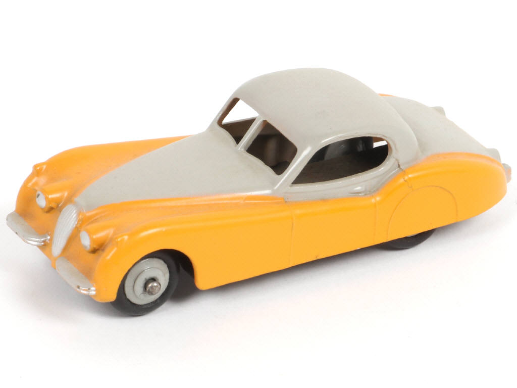 Lot 263 - DINKY TOYS (GB) (1)