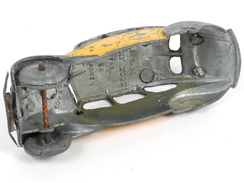 Lot 321 - DINKY TOYS (FRANCE) (1)