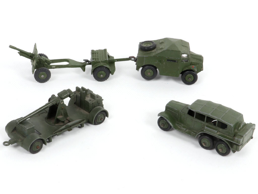 Lot 315 - DINKY TOYS (GB) (5)