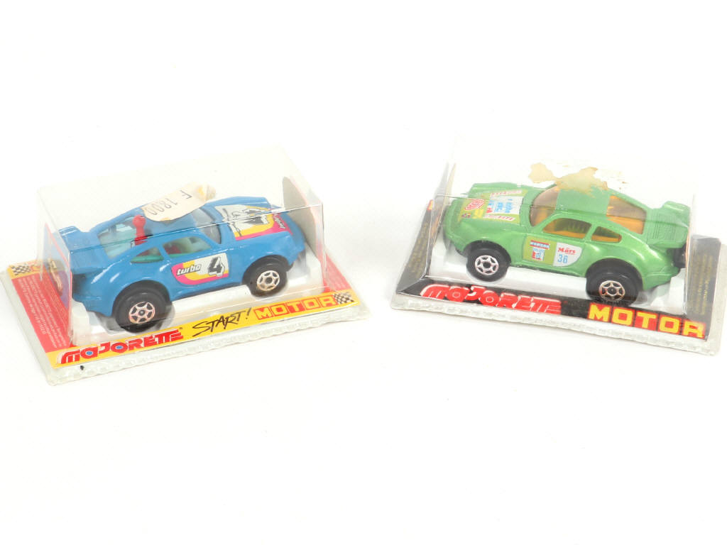 Lot 252 - MAJORETTE (FRANCE) (4)