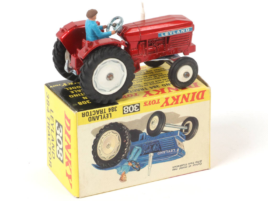 Lot 320 - DINKY TOYS (GB) (1)