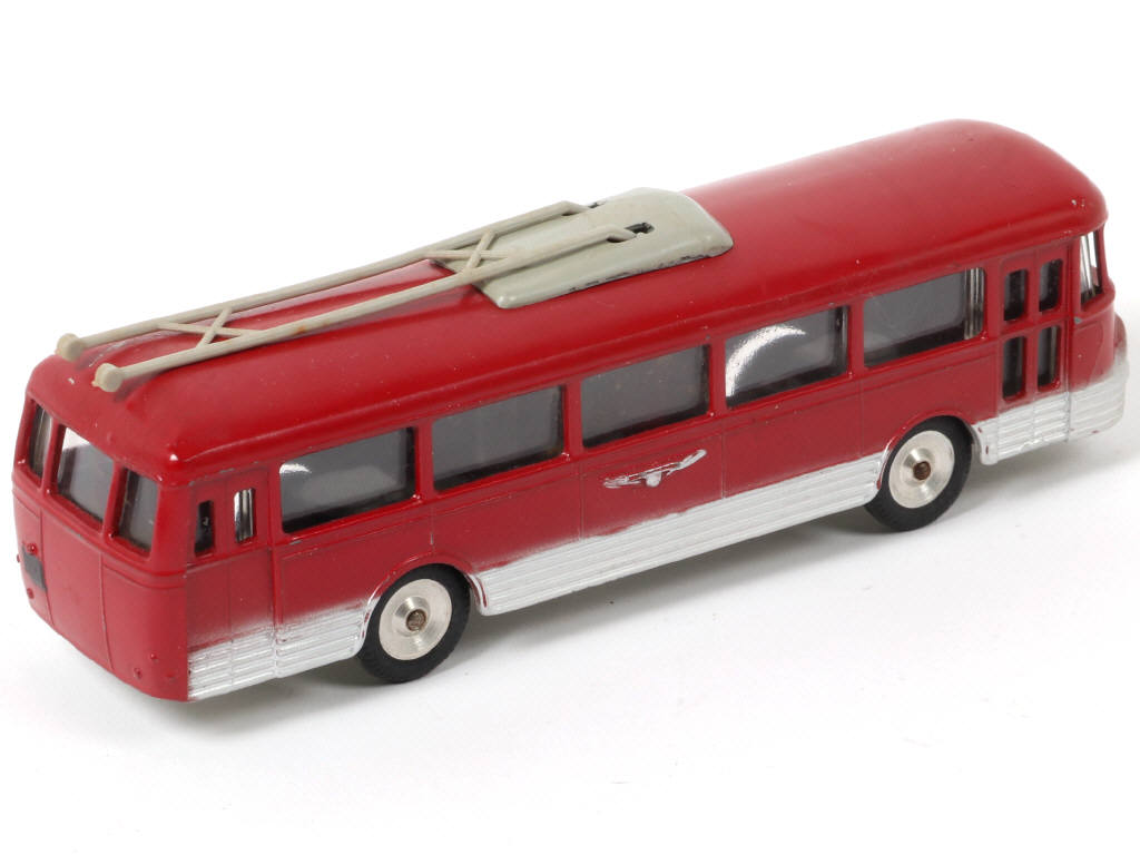 Lot 243 - SOLIDO (FRANCE) (1)