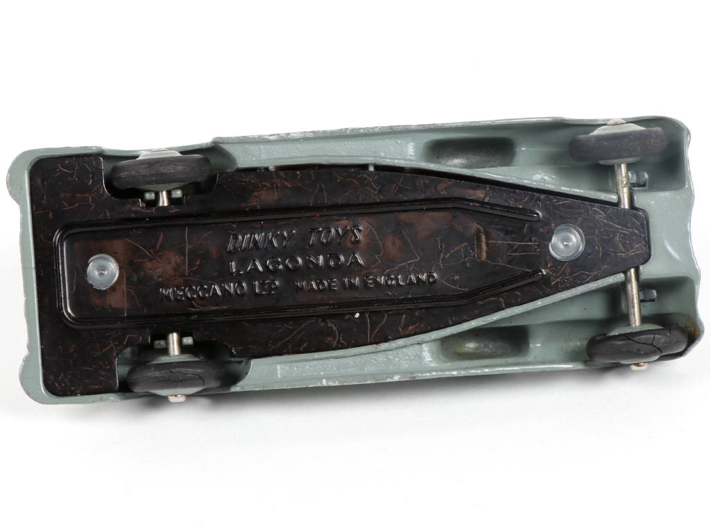 Lot 289 - DINKY TOYS (GB) (1)