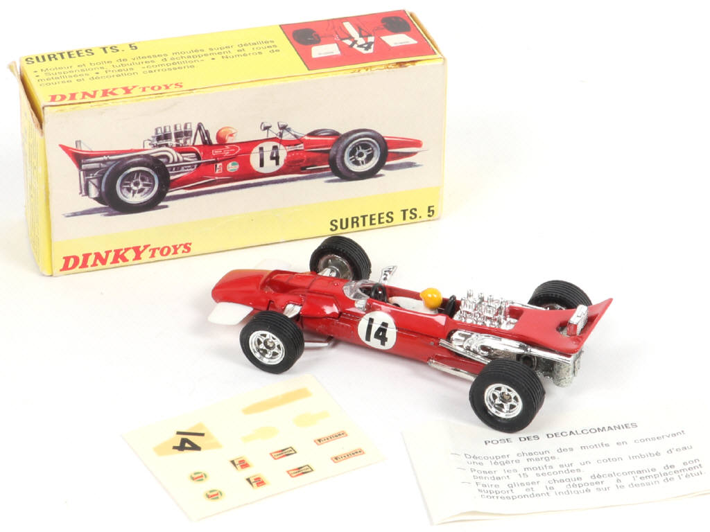 Lot 425 - DINKY TOYS (FRANCE) (1)