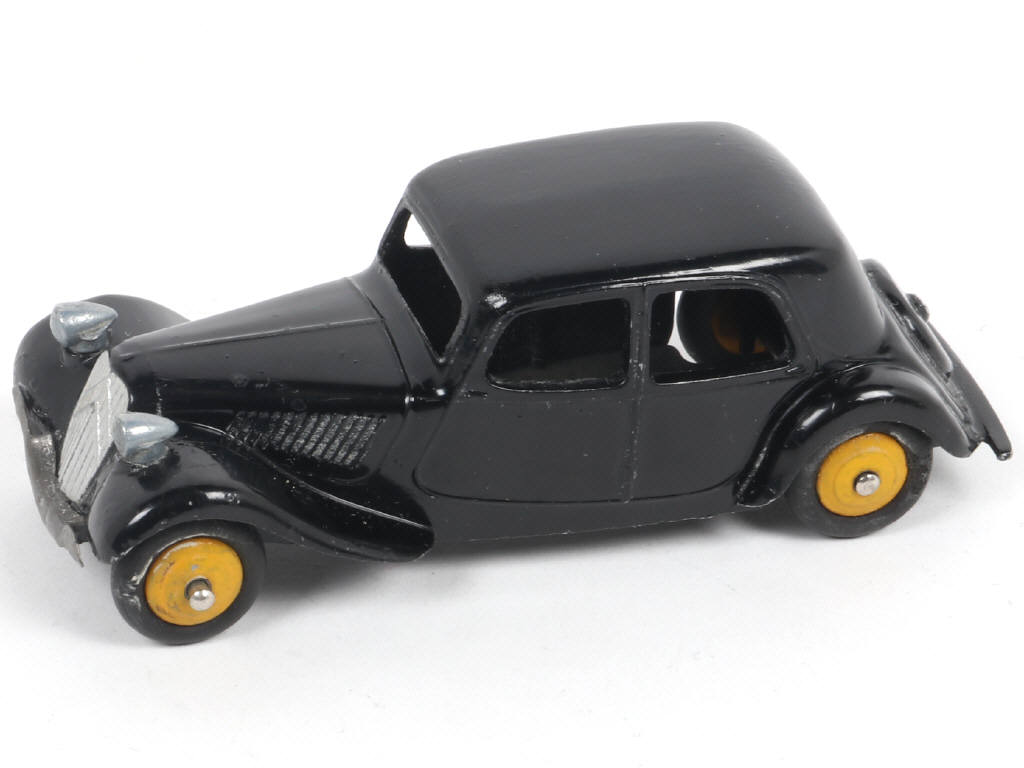 Lot 414 - DINKY TOYS (FRANCE) (1)