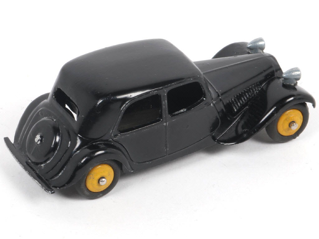 Lot 414 - DINKY TOYS (FRANCE) (1)