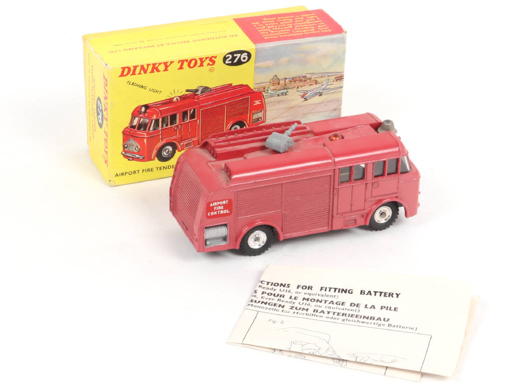 Lot 331 - DINKY TOYS (GB) (1)