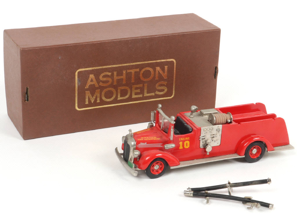 Lot 72 - ASHTON MODELS (USA) (1)