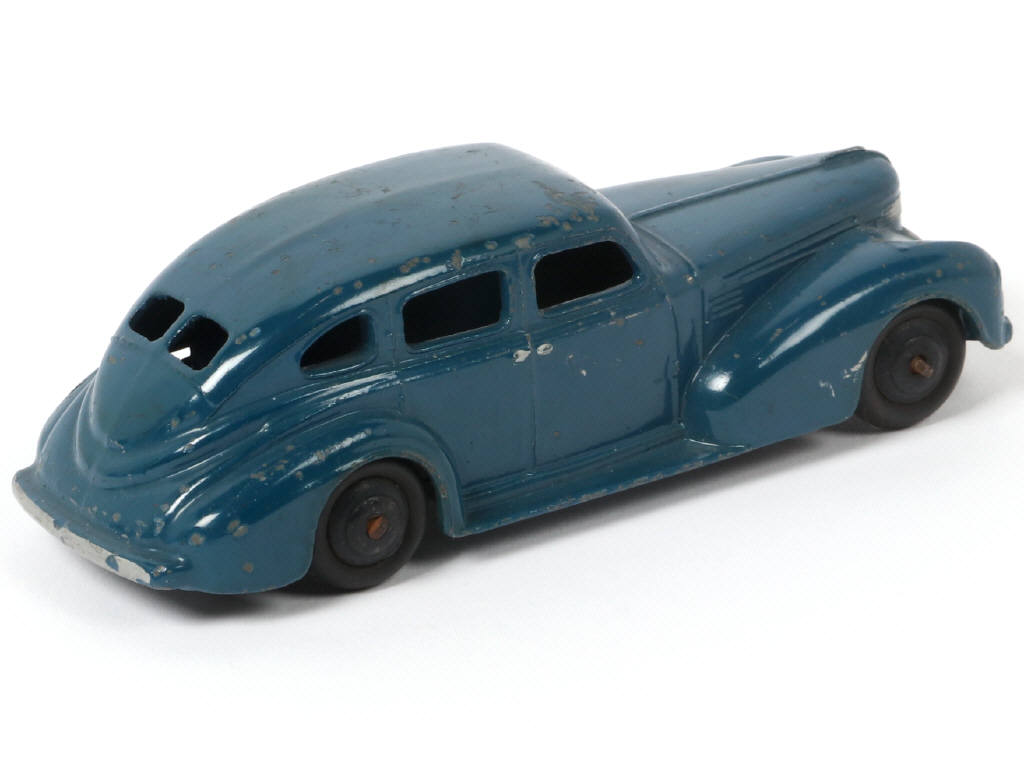 Lot 302 - DINKY TOYS (GB) (1)