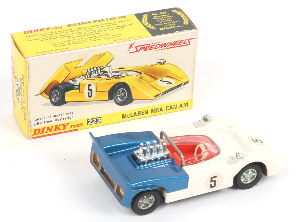 Lot 324 - DINKY TOYS (GB) (1)