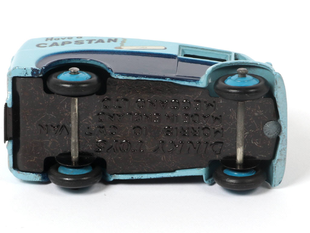 Lot 316 - DINKY TOYS (GB) (1)