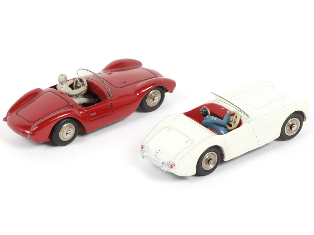 Lot 446 - DINKY TOYS (FRANCE) (2)