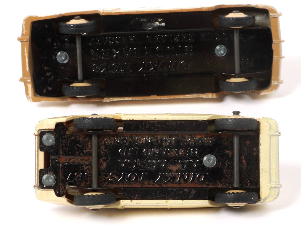 Lot 352 - DINKY TOYS (GB) (2)