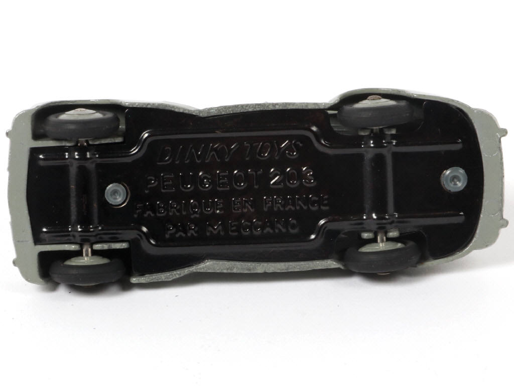 Lot 417 - DINKY TOYS (FRANCE) (1)