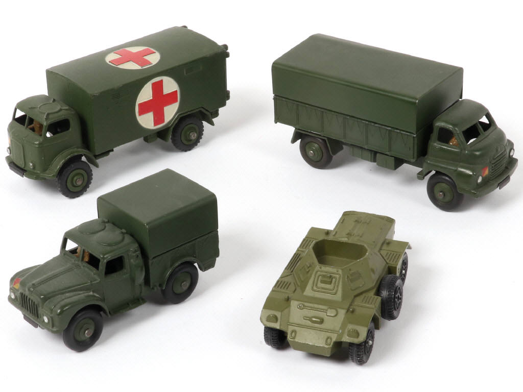Lot 347 - DINKY TOYS (GB) (4)