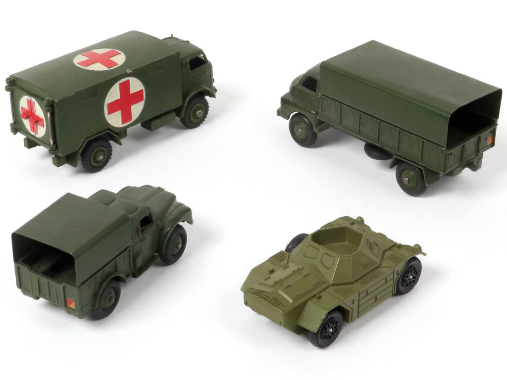Lot 347 - DINKY TOYS (GB) (4)