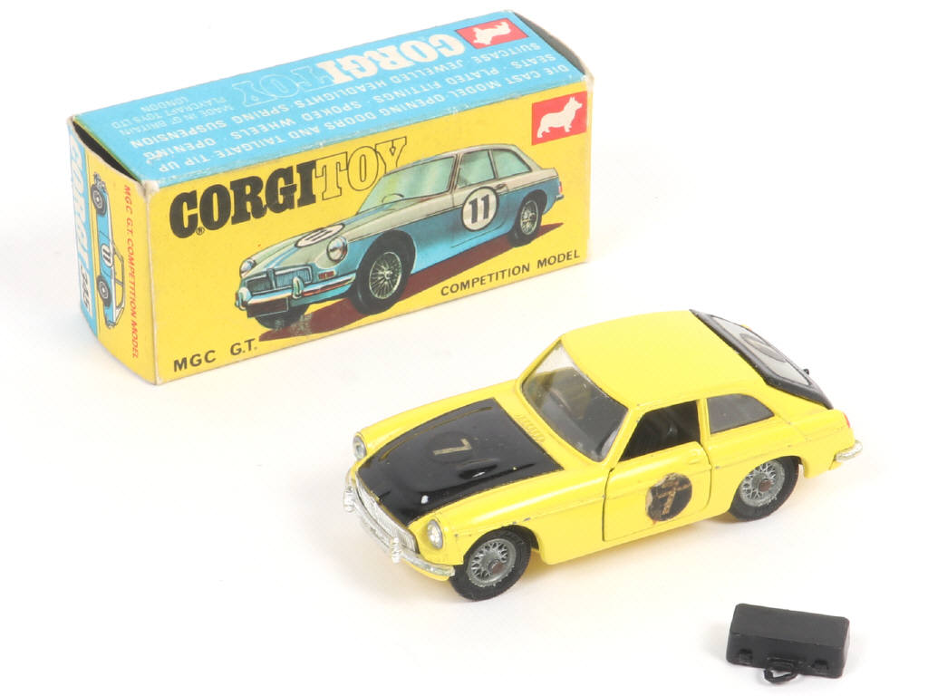 Lot 216 - CORGI TOYS (GB) (1)