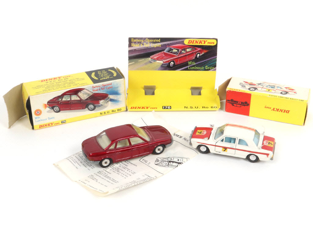 Lot 378 - DINKY TOYS (GB) (2)