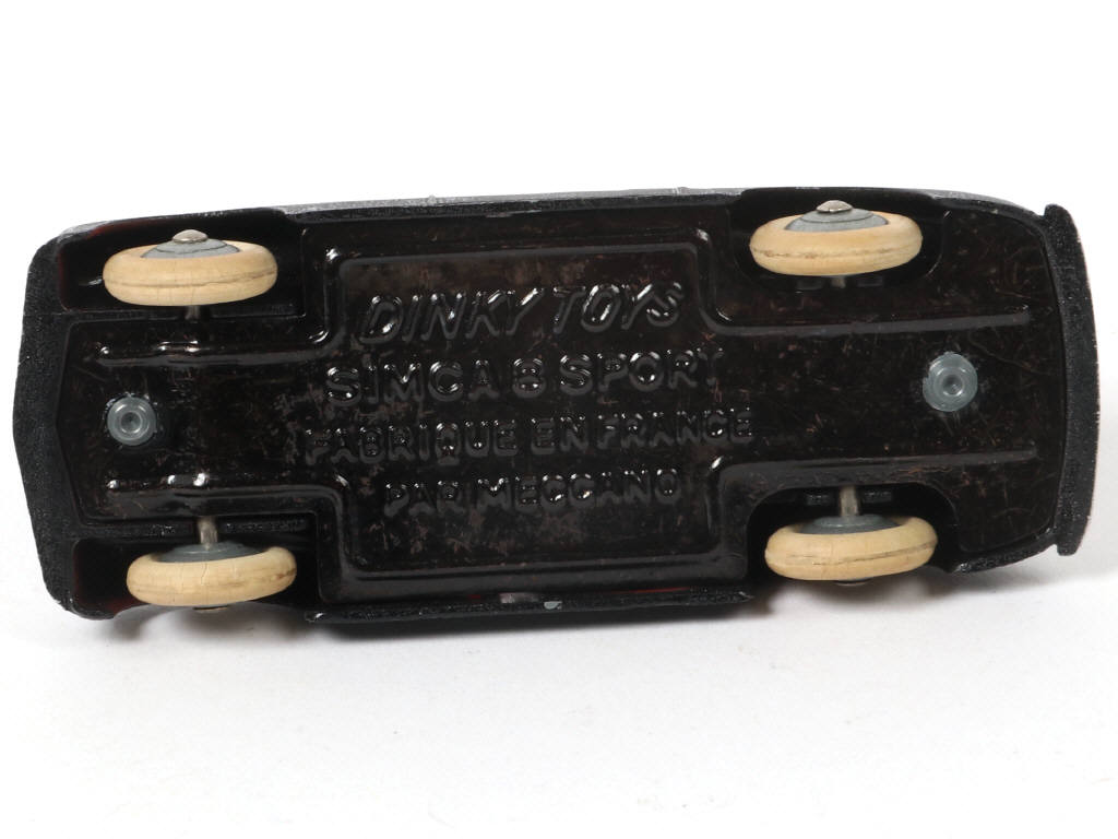 Lot 418 - DINKY TOYS (FRANCE) (1)