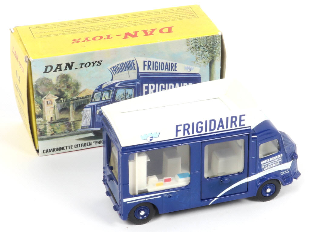 Lot 295 - DAN-TOYS (FRANCE) (1)