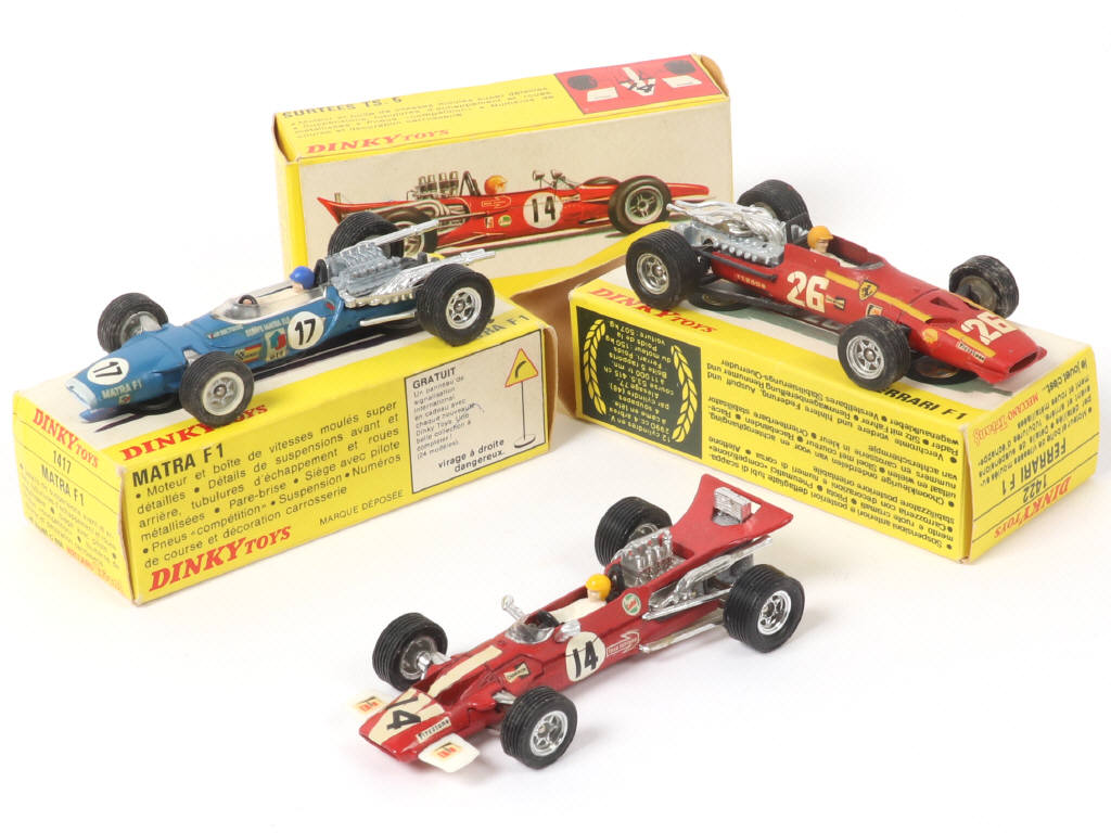 Lot 456 - DINKY TOYS (FRANCE) (3)