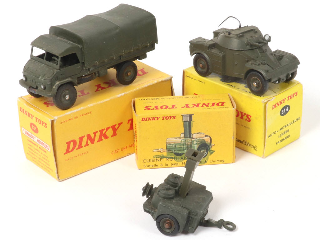 Lot 437 - DINKY TOYS (FRANCE) (3)