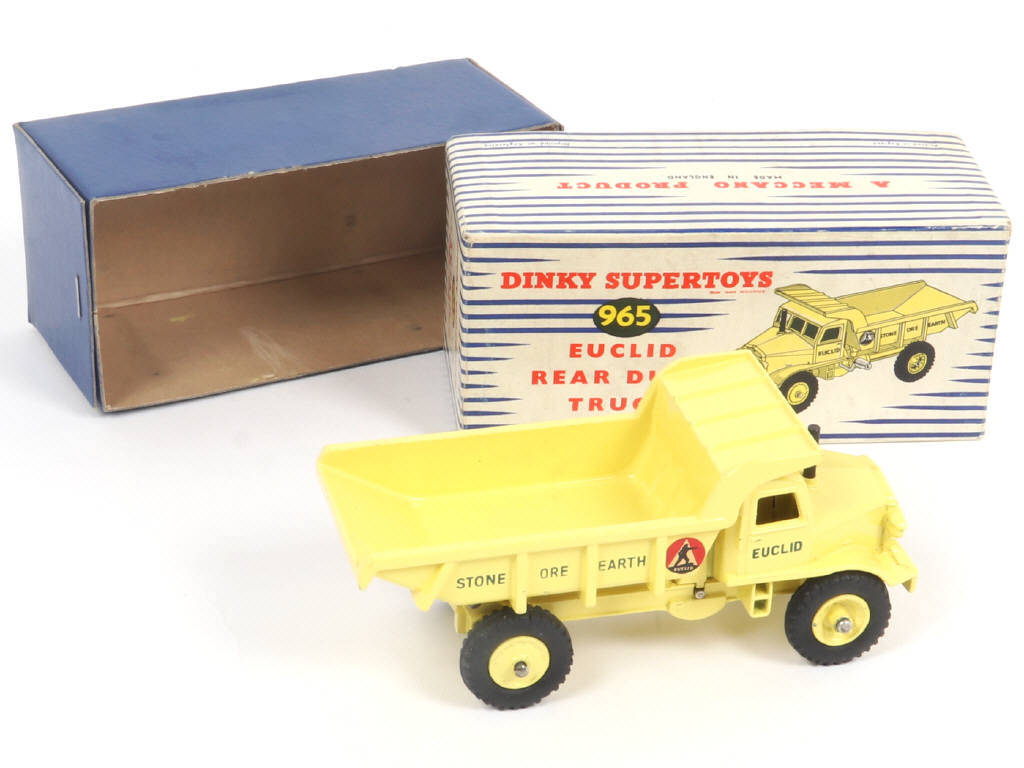 Lot 336 - DINKY TOYS (GB) (1)