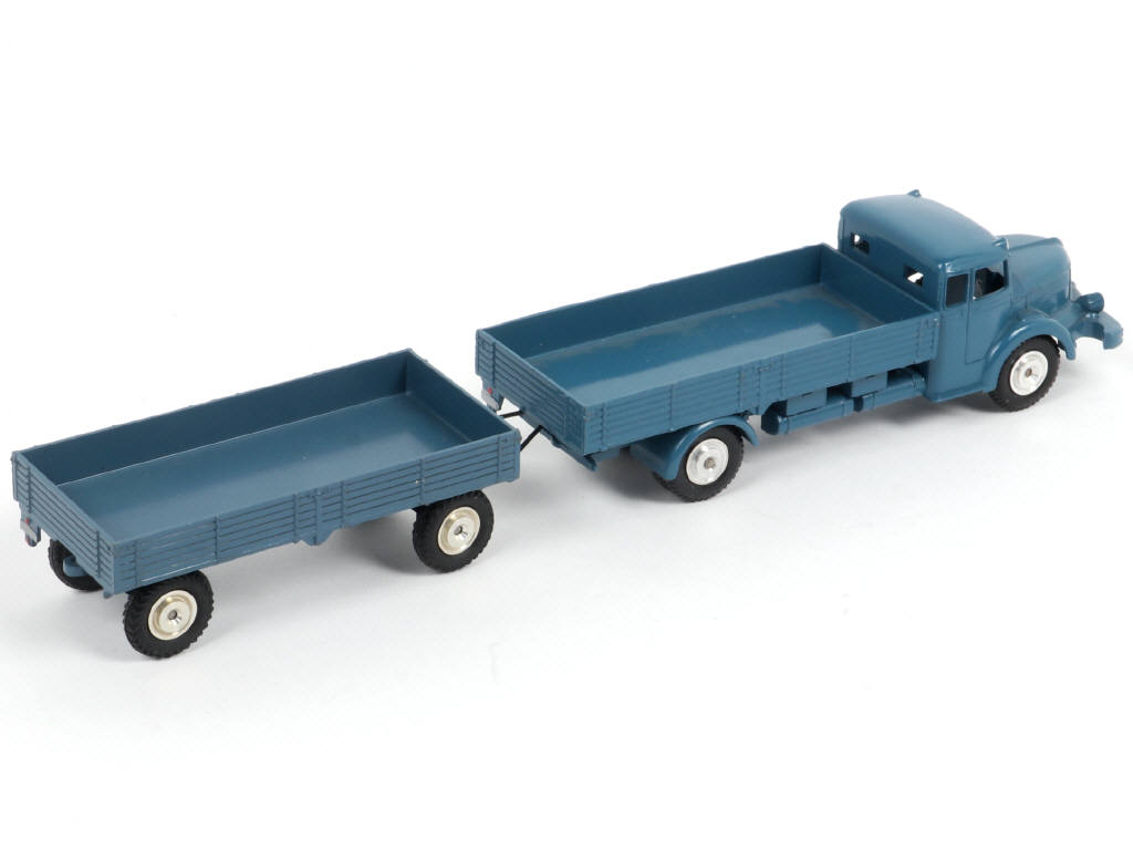 Lot 123 - MÄRKLIN (ALLEMAGNE) (1)