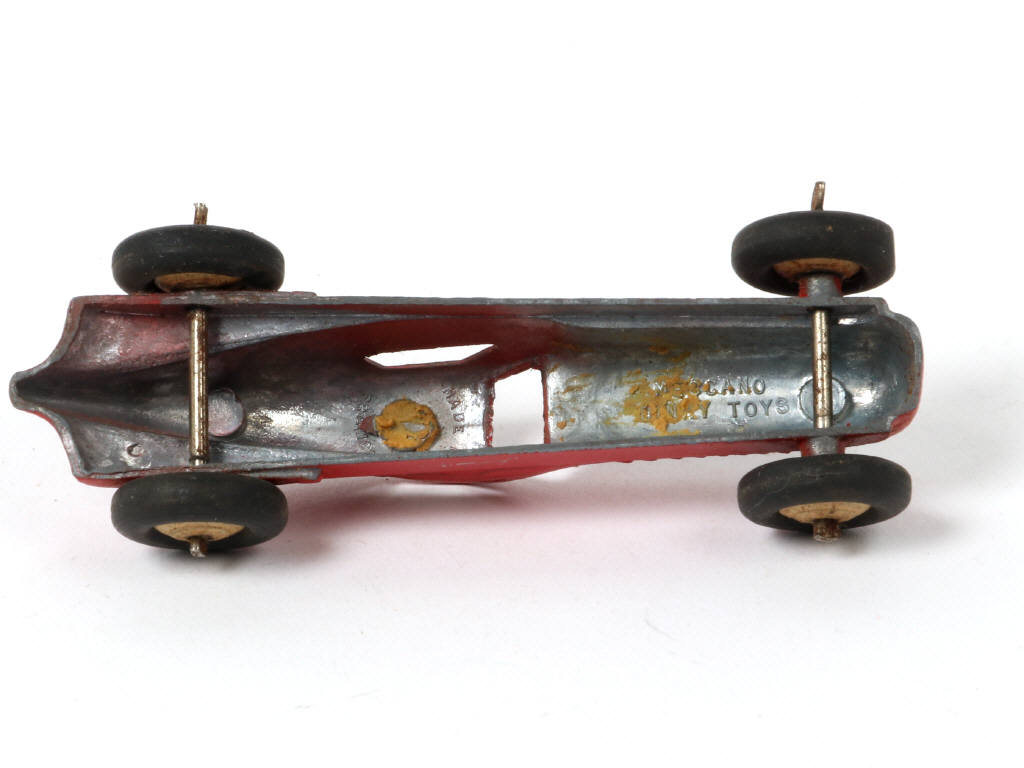 Lot 217 - DINKY TOYS (FRANCE) (1)