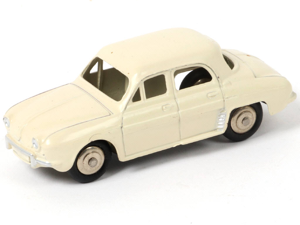 Lot 232 - DINKY TOYS (FRANCE) (1)