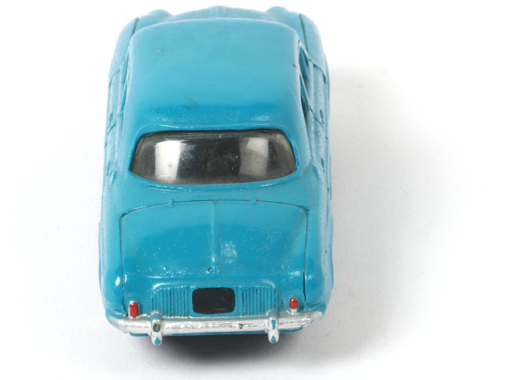 Lot 233 - DINKY TOYS (FRANCE) (1)