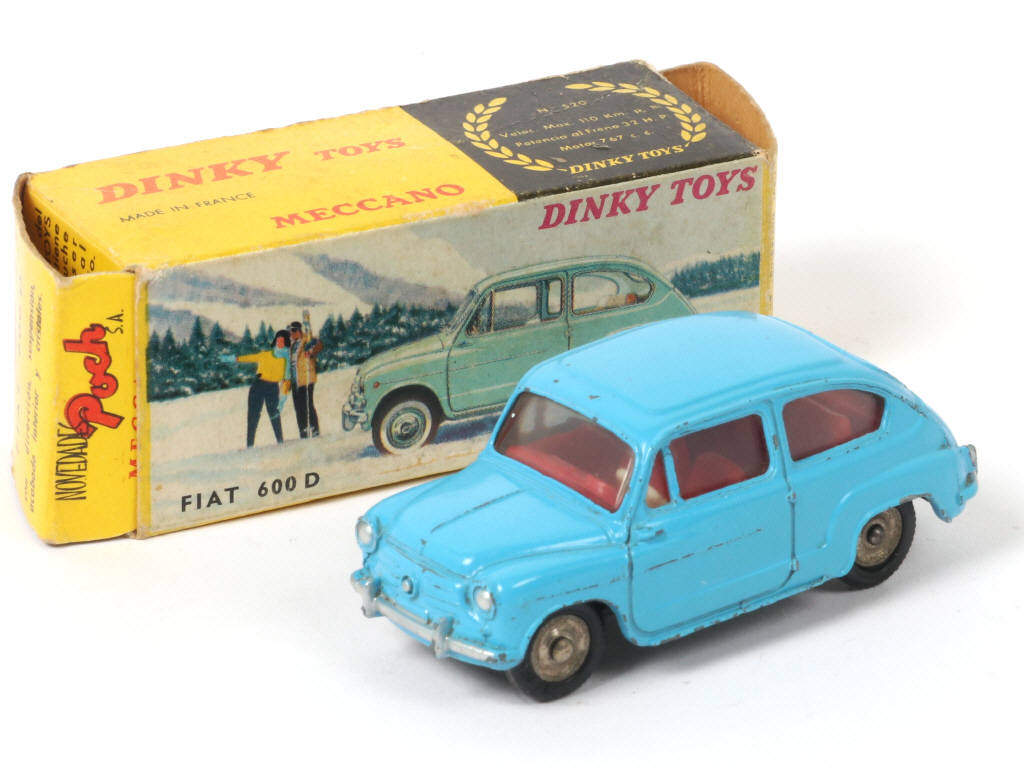 Lot 203 - DINKY TOYS (FRANCE) Série POCH (1)