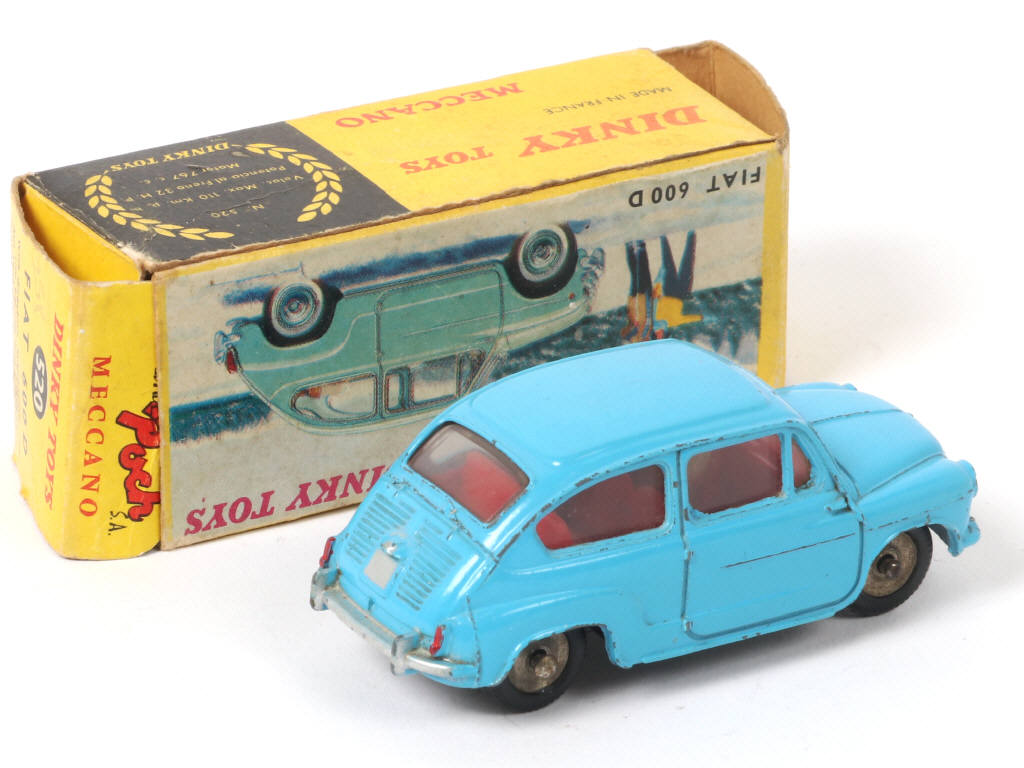 Lot 203 - DINKY TOYS (FRANCE) Série POCH (1)