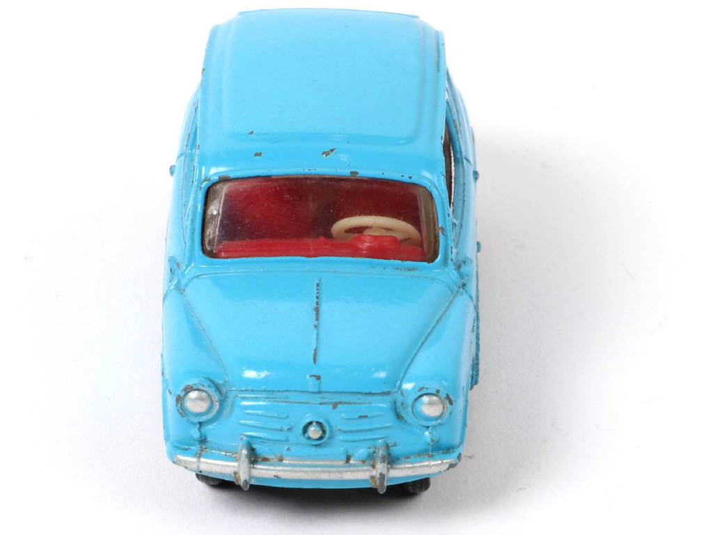 Lot 203 - DINKY TOYS (FRANCE) Série POCH (1)